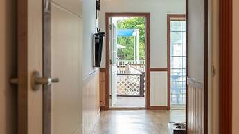 Evergreen Pet-friendly Pension, Taean