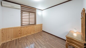 Evergreen Pet-friendly Pension, Taean
