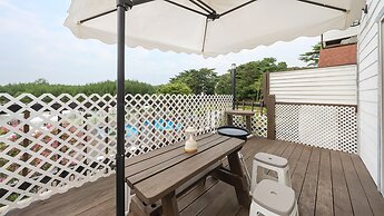 Evergreen Pet-friendly Pension, Taean