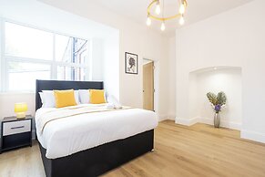 Flat 2 15 Longley Road