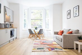 Flat 2 15 Longley Road