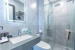 LUMI WEST LAKE APARTMENT