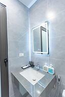 LUMI WEST LAKE APARTMENT
