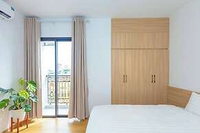 LUMI WEST LAKE APARTMENT