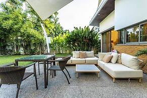 FullLuxuryTopOfTheRangeGreatLocationv128