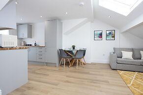 Flat 5 15 Longley Road