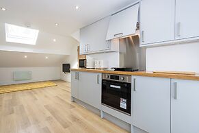 Flat 5 15 Longley Road
