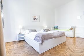 Stylish Apt Longstays Margareten 5P
