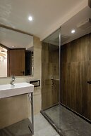 Hazel Spaces DownTown