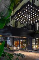 Wellesley Hotel