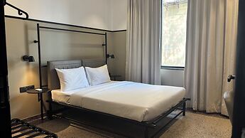 Wellesley Hotel