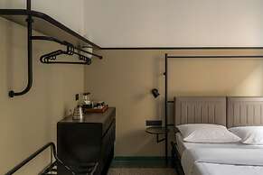 Wellesley Hotel
