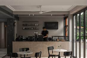 Wellesley Hotel