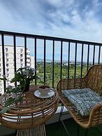 Studio w Pool, Mountain & City View Mactan Airport