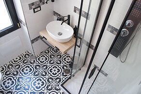 LH 51 Neapolitan Rooms