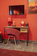 LH 51 Neapolitan Rooms