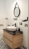 LH 51 Neapolitan Rooms