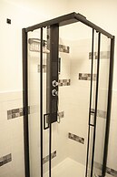 LH 51 Neapolitan Rooms
