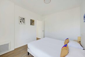 Charming Apartment - 2br-4p- Balcony- Malakoff