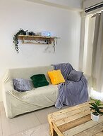 Cozy Room in Modern Parañaque Condo With 2 Bedrooms
