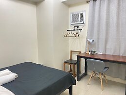 Cozy Room in Modern Parañaque Condo With 2 Bedrooms