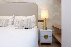 Exclusive Apartment in Granada Center. Alhondiga II