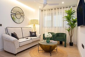 Exclusive Apartment in Granada Center. Alhondiga II