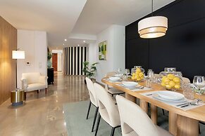 Luxury Apartment in City Center. Puerta Real II