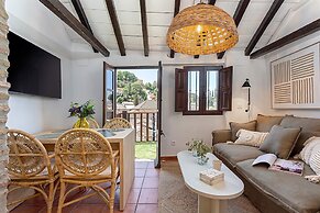 Luxury House in Granada Center. Reyes II