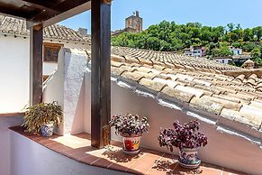 Luxury House in Granada Center. Reyes II
