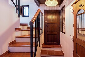 Luxury House in Granada Center. Reyes II