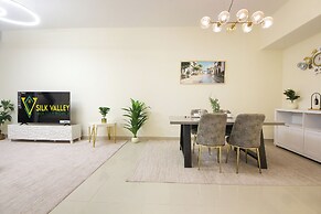 Silk Valley-Luxury 3B close to Beach