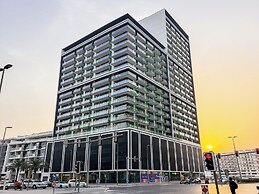 Luxury 1BR 2 Baths JVC