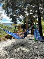 Lakeside Glamping With View, Fire Pit & Hammock