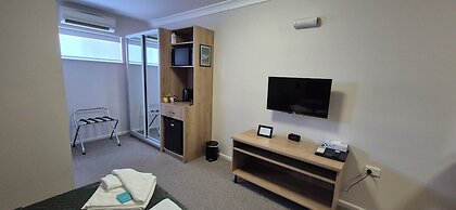 Molong Motor Inn