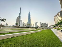 Burj Khalifa View - 2 BR - PS5 - Pool