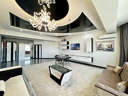 Golden house