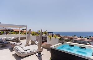 Terrace Jacuzzi - Tropicalia by Wonderful Italy