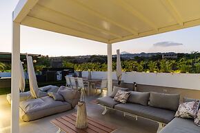 Terrace Jacuzzi - Tropicalia by Wonderful Italy