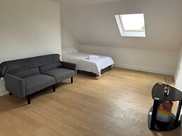 Lancing Road Cozy Apartment in Croydon