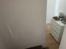 Cosy Croydon Apartment With 2 Bedrooms
