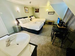 Sachi Hotel