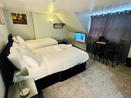 Sachi Hotel
