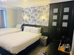 Sachi Hotel