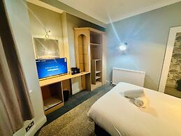 Sachi Hotel