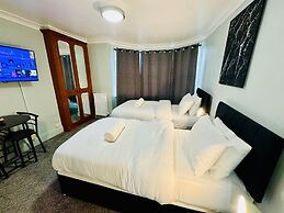 Sachi Hotel