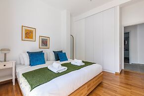 Artsi - 3BR Apt w Balcony in Athens