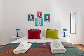 Artsi - 3BR Apt w Balcony in Athens