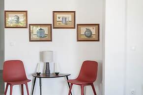 Artsi - 3BR Apt w Balcony in Athens