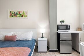 Olimpo Court by Otium